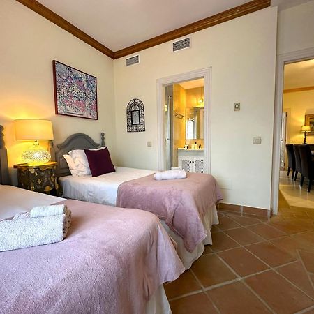 Ferienwohnung La Perla De Marakech Estepona Exterior foto