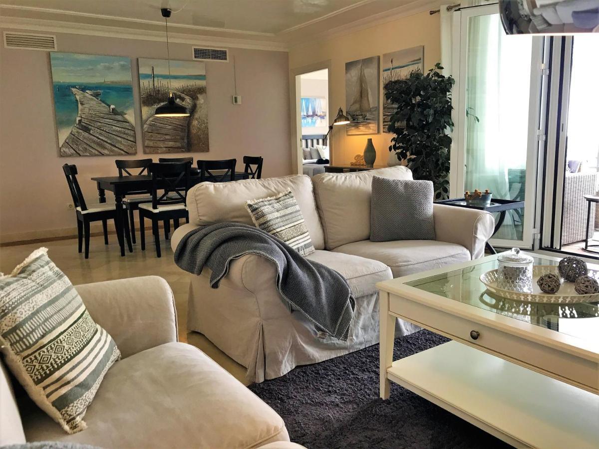 Ferienwohnung La Perla De Marakech Estepona Exterior foto