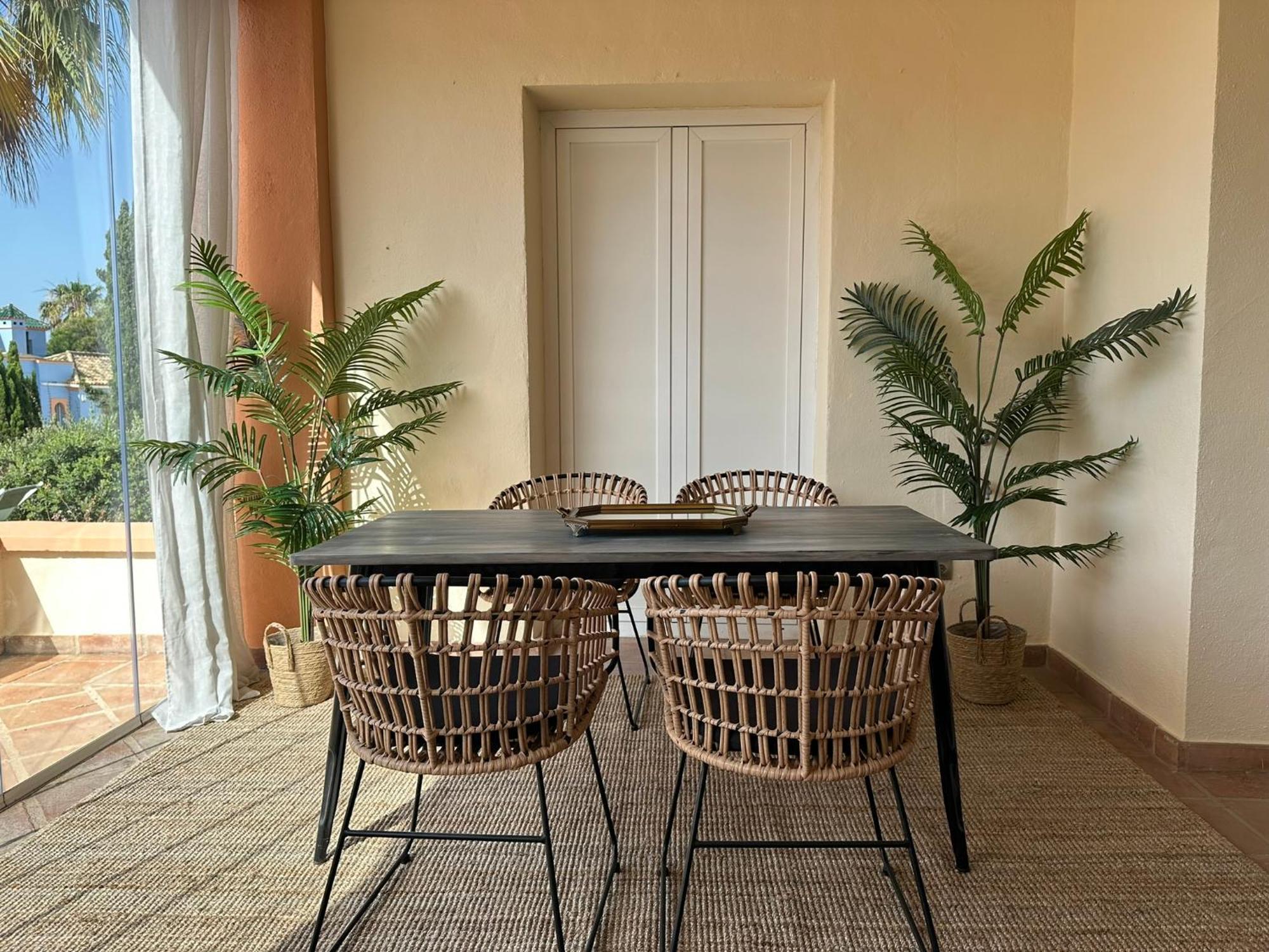 Ferienwohnung La Perla De Marakech Estepona Exterior foto