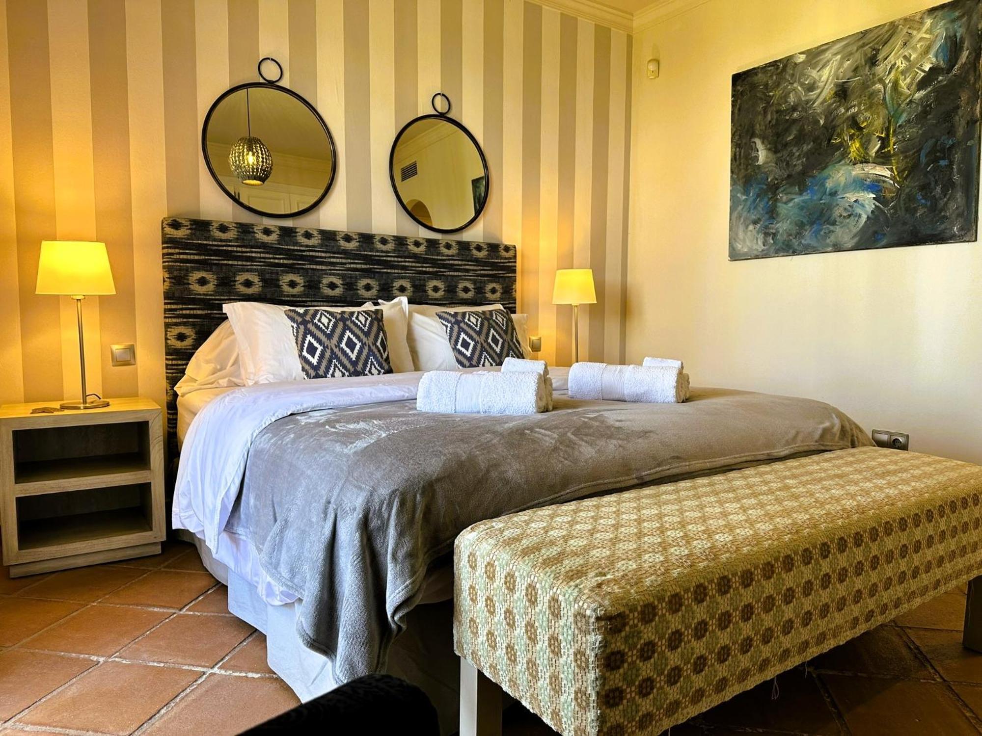 Ferienwohnung La Perla De Marakech Estepona Exterior foto
