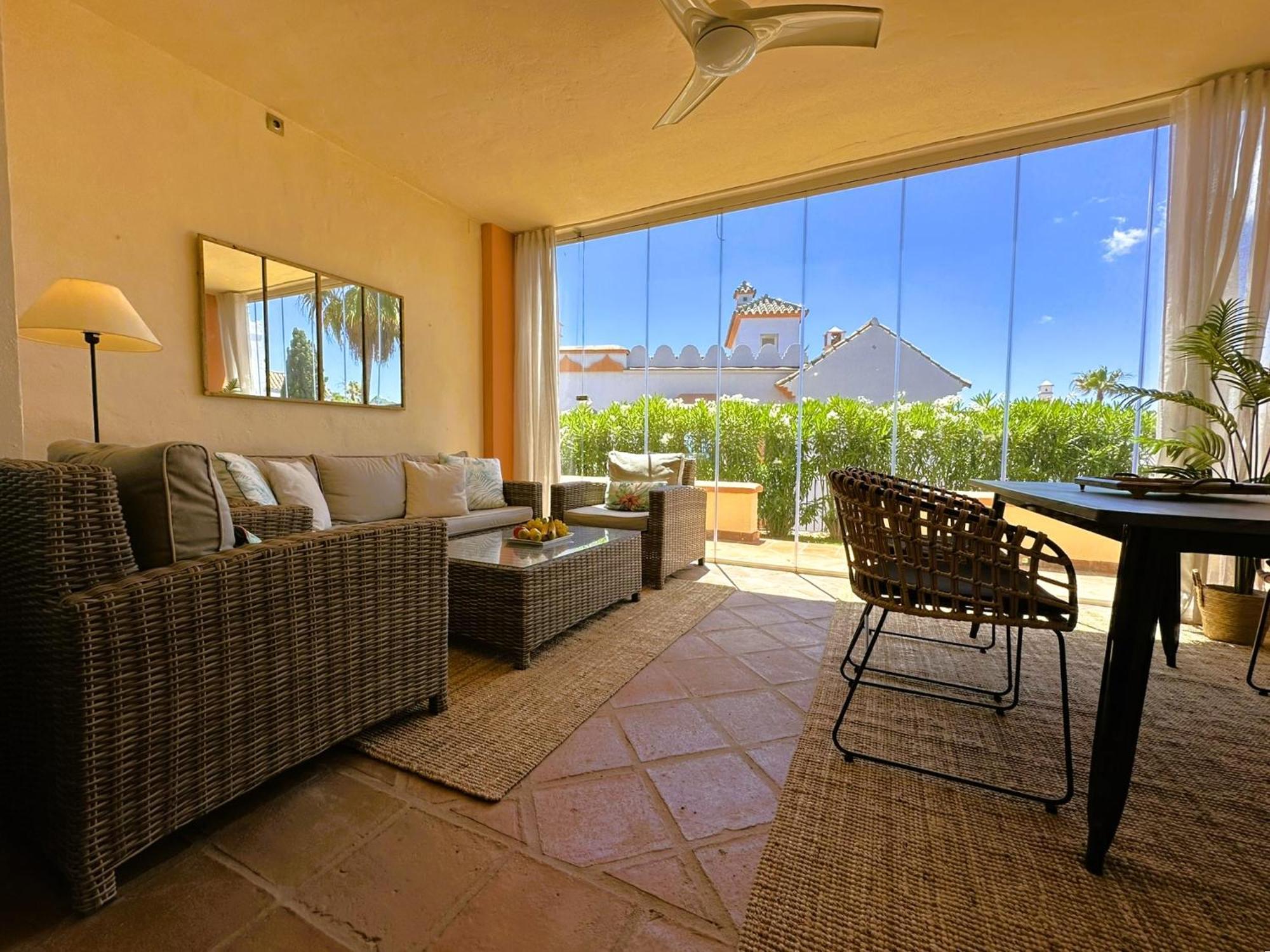 Ferienwohnung La Perla De Marakech Estepona Exterior foto