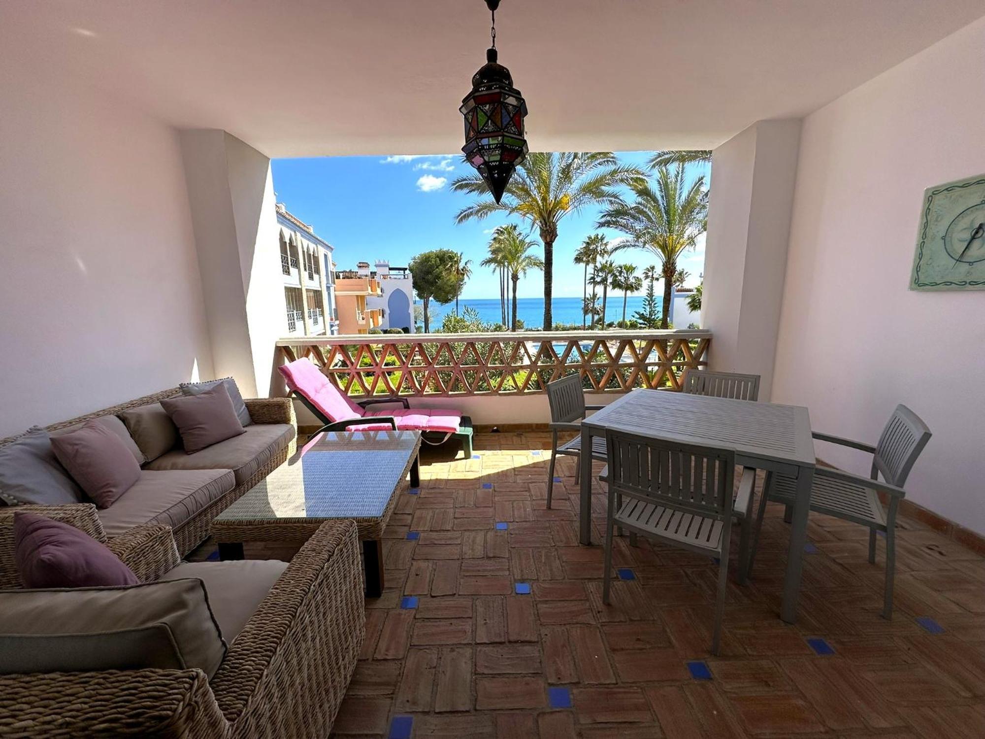 Ferienwohnung La Perla De Marakech Estepona Exterior foto