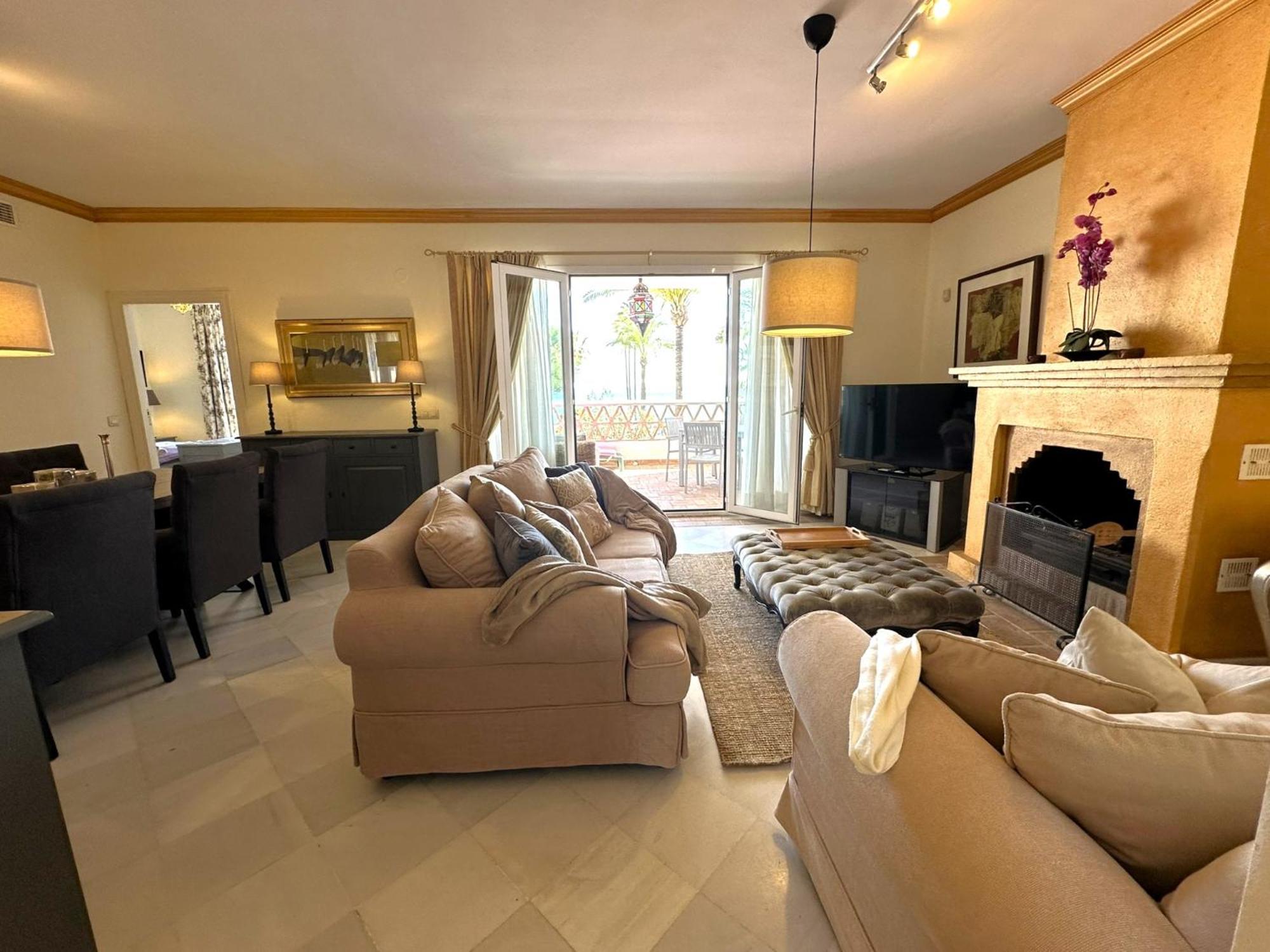 Ferienwohnung La Perla De Marakech Estepona Exterior foto