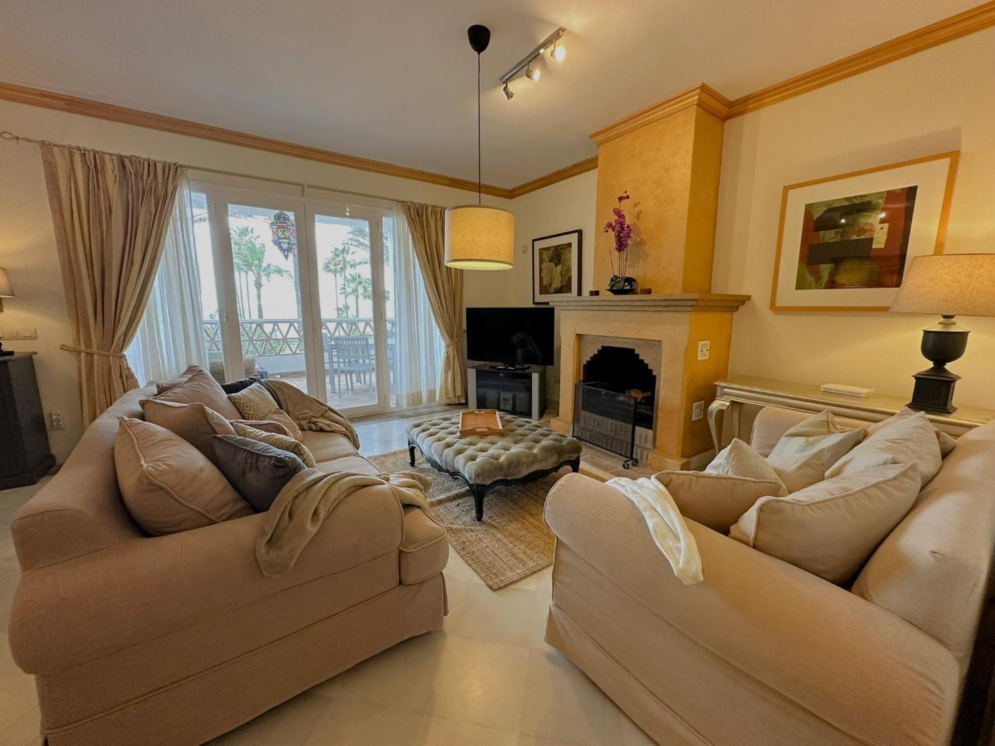 Ferienwohnung La Perla De Marakech Estepona Exterior foto